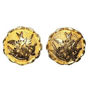 Unmarked Mid-Century‎ Gold Tone Heron Bird Design Round Clip On Earrings 1"X1"